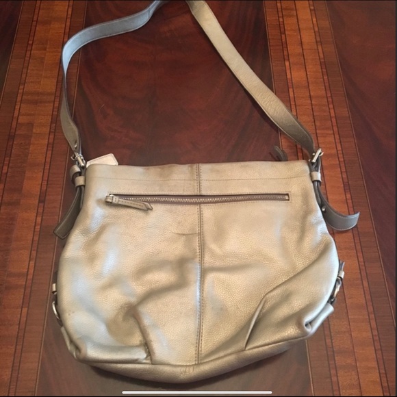 Coach cream/gray/silver shoulder purse - Picture 1 of 7